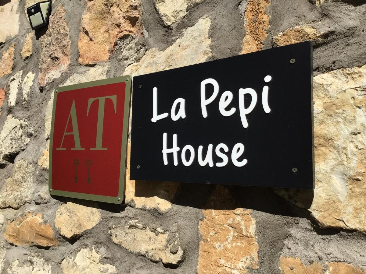 Hotel La Pepi House Arcones Exterior foto